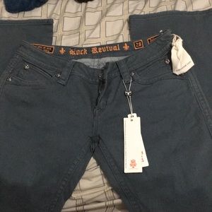 Buckle jeans. Never worn!